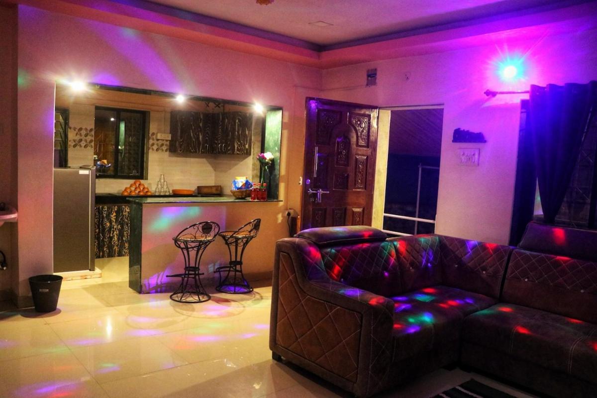 Govind Villa - 3Bhk Penthouse Suite With Pool Splash Lonavala Esterno foto