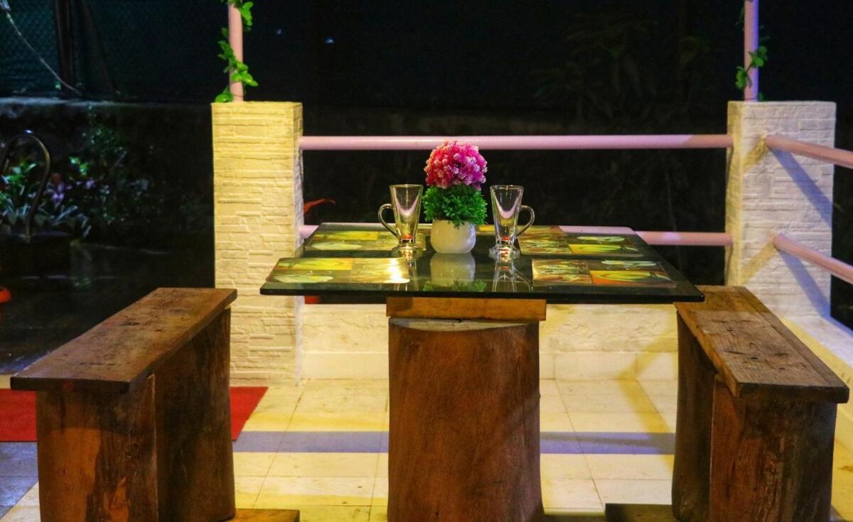 Govind Villa - 3Bhk Penthouse Suite With Pool Splash Lonavala Esterno foto
