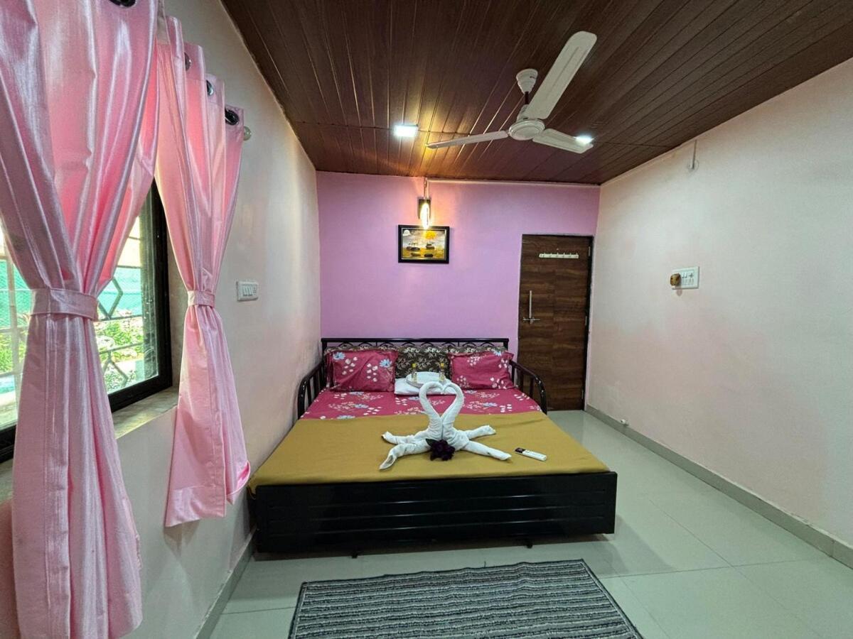 Govind Villa - 3Bhk Penthouse Suite With Pool Splash Lonavala Esterno foto